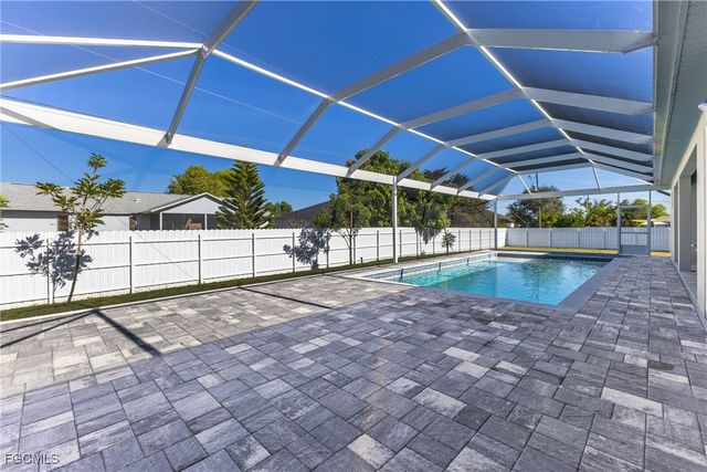1123 NE 10th ST, Cape Coral, FL 33909