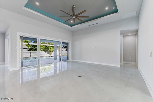 1123 NE 10th ST, Cape Coral, FL 33909