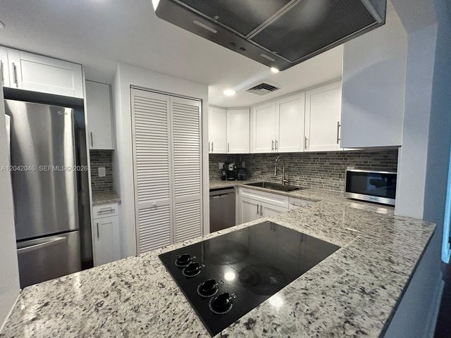 2451 Brickell Avenue 20M, Miami, FL 33129