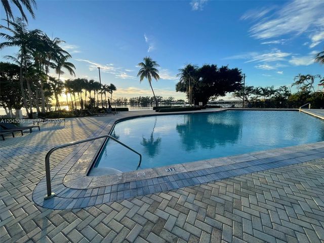 2451 Brickell Avenue 20M, Miami, FL 33129