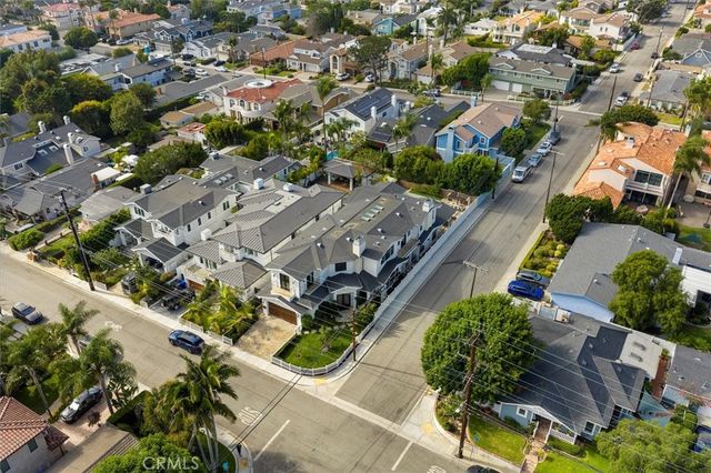 1757 8th Street, Manhattan Beach, CA 90266