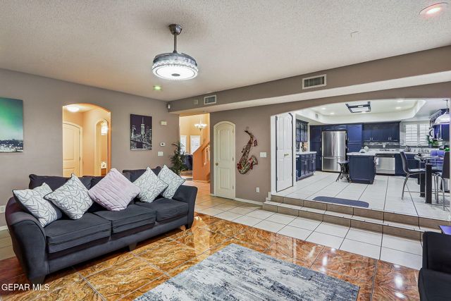 3104 TIERRA TUNA Drive, El Paso, TX 79938