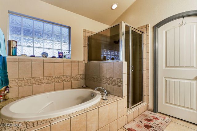 3104 TIERRA TUNA Drive, El Paso, TX 79938