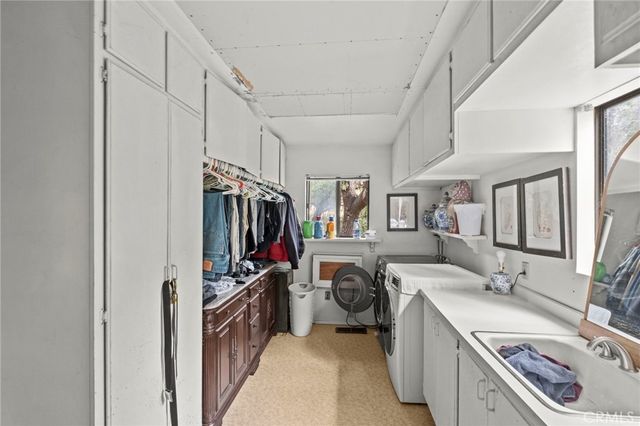 42185 Oak Canyon, Hemet, CA 92544