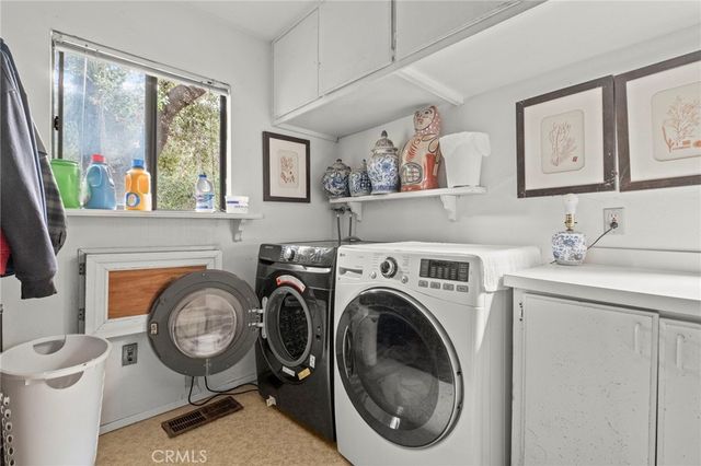 42185 Oak Canyon, Hemet, CA 92544