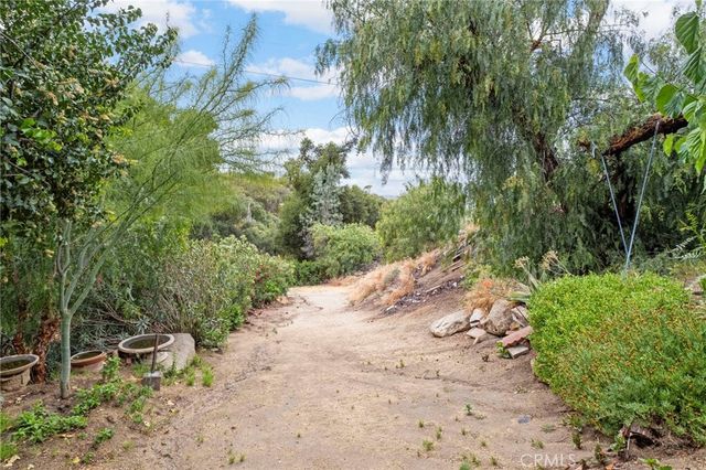 42185 Oak Canyon, Hemet, CA 92544