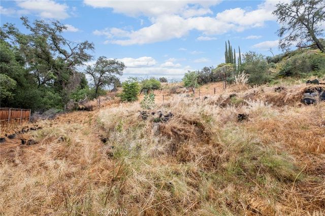 42185 Oak Canyon, Hemet, CA 92544