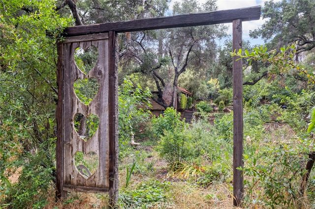 42185 Oak Canyon, Hemet, CA 92544