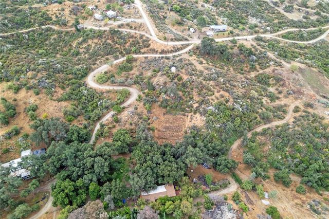 42185 Oak Canyon, Hemet, CA 92544