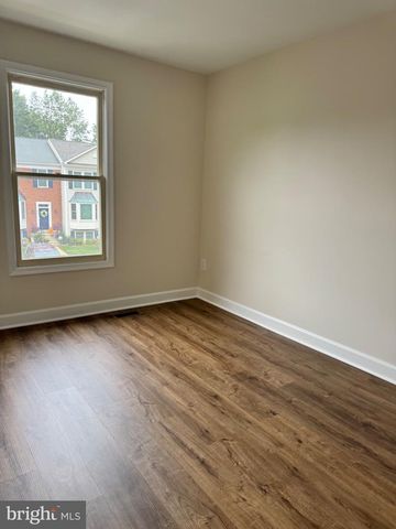 6148 JOUST LN, Alexandria, VA 22315