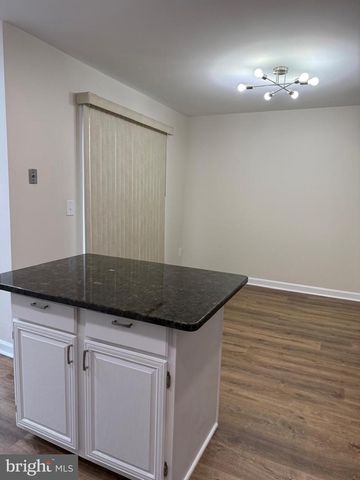 6148 JOUST LN, Alexandria, VA 22315