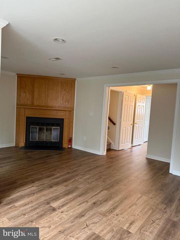 6148 JOUST LN, Alexandria, VA 22315