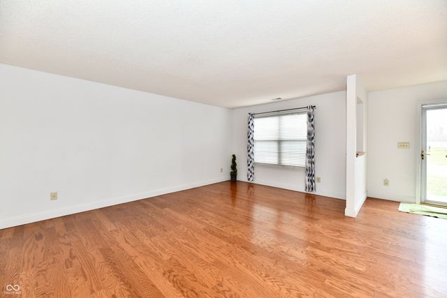 5315 Manning Road, Indianapolis, IN 46228