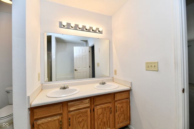 5315 Manning Road, Indianapolis, IN 46228