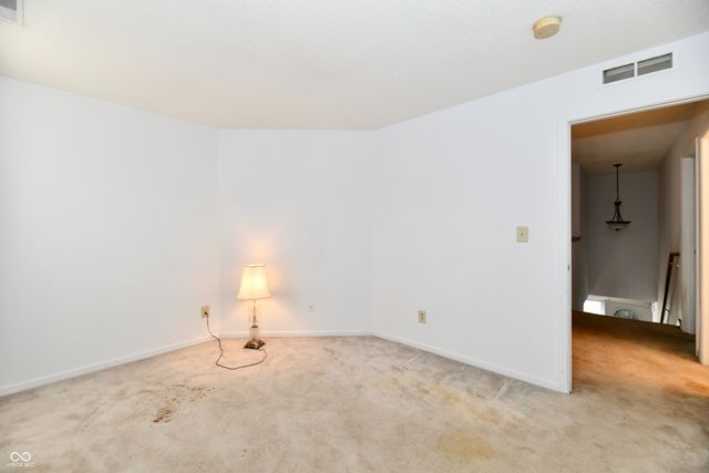 5315 Manning Road, Indianapolis, IN 46228