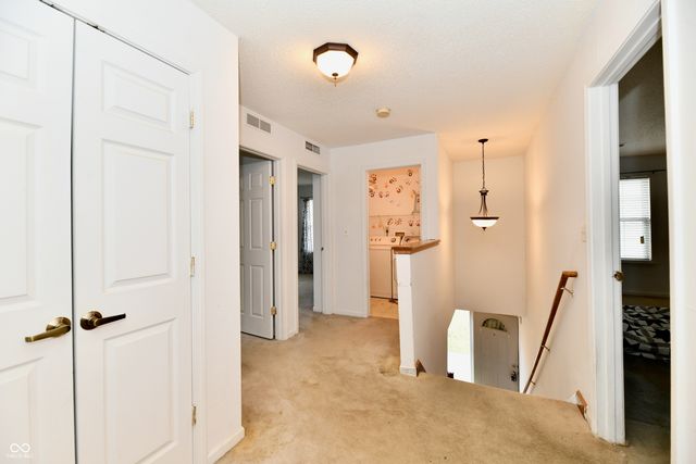 5315 Manning Road, Indianapolis, IN 46228