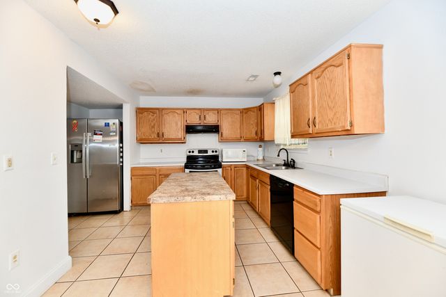 5315 Manning Road, Indianapolis, IN 46228