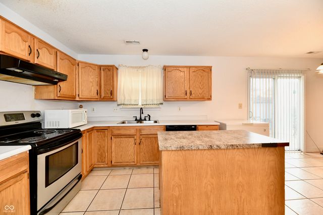 5315 Manning Road, Indianapolis, IN 46228