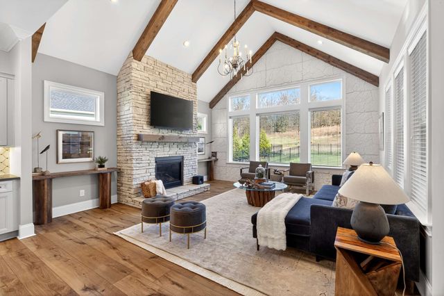 4728 Woodrow Pl, Arrington, TN 37014