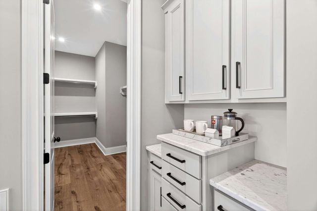 4728 Woodrow Pl, Arrington, TN 37014