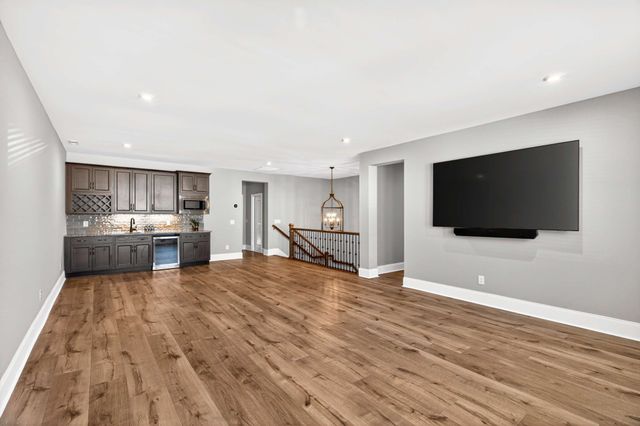 4728 Woodrow Pl, Arrington, TN 37014