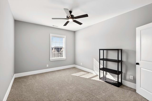 4728 Woodrow Pl, Arrington, TN 37014