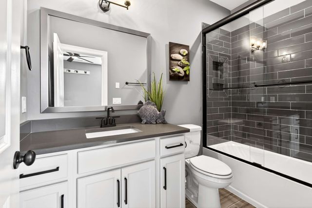 4728 Woodrow Pl, Arrington, TN 37014