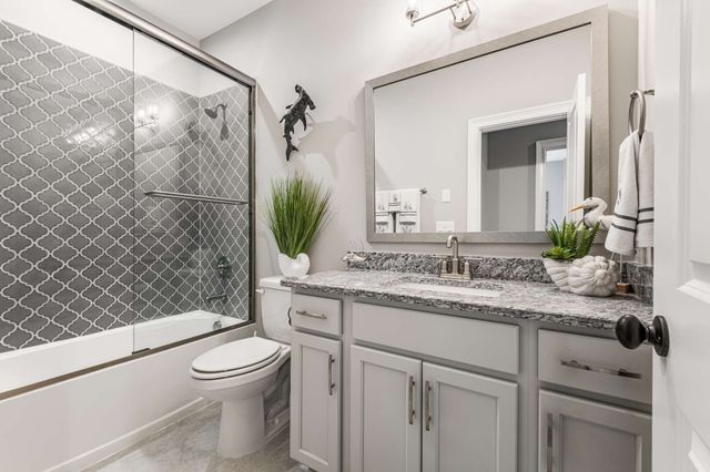 4728 Woodrow Pl, Arrington, TN 37014