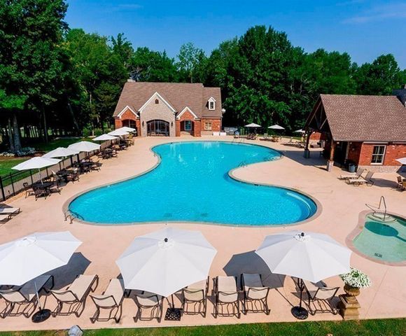 4728 Woodrow Pl, Arrington, TN 37014