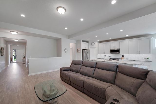 5947 Lone Lake Loop, Minnetonka, MN 55343