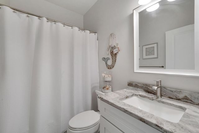 5947 Lone Lake Loop, Minnetonka, MN 55343