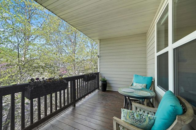 5947 Lone Lake Loop, Minnetonka, MN 55343