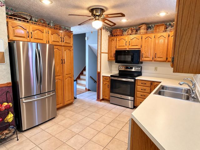 4 Cherokee Court, Huntington, WV 25705