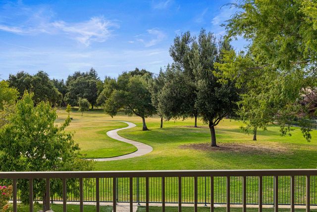 430 Woodhaven Pl, West Sacramento, CA 95605