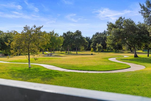 430 Woodhaven Pl, West Sacramento, CA 95605