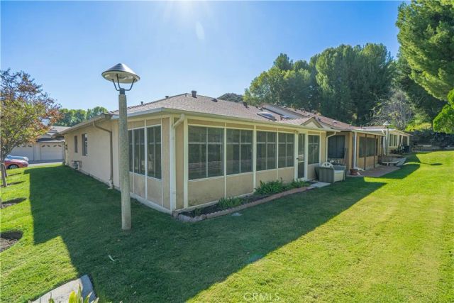 19433 Oak Crossing Road, Newhall, CA 91321
