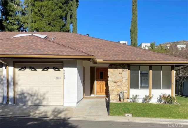 19433 Oak Crossing Road, Newhall, CA 91321