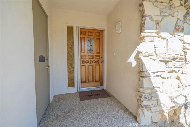 19433 Oak Crossing Road, Newhall, CA 91321