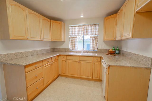 19433 Oak Crossing Road, Newhall, CA 91321
