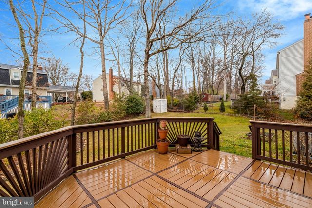 8705 SIDE SADDLE RD, Springfield, VA 22152