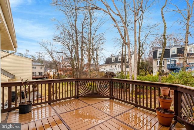 8705 SIDE SADDLE RD, Springfield, VA 22152