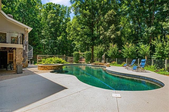 1164 NC Highway 62 W, High Point, NC 27263