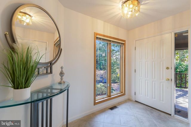 245 LONG POINT RD, Crownsville, MD 21032