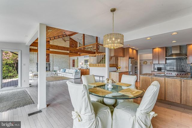 245 LONG POINT RD, Crownsville, MD 21032