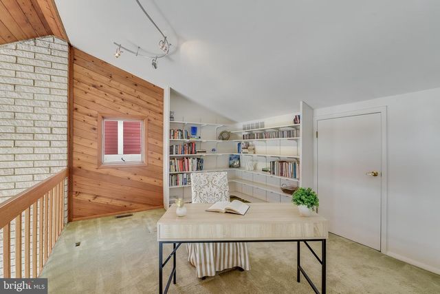 245 LONG POINT RD, Crownsville, MD 21032