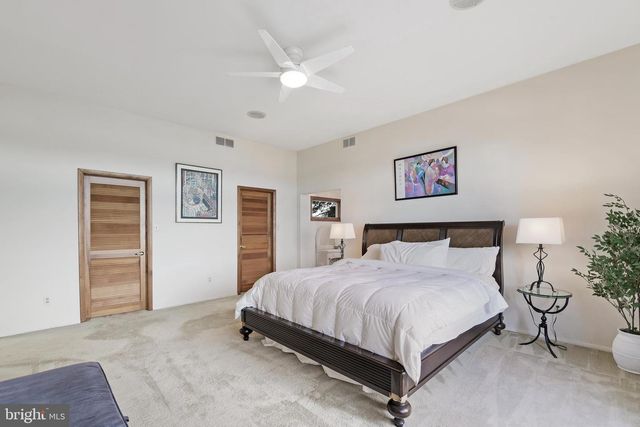 245 LONG POINT RD, Crownsville, MD 21032