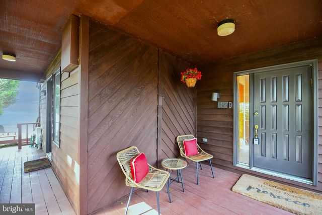 245 LONG POINT RD, Crownsville, MD 21032