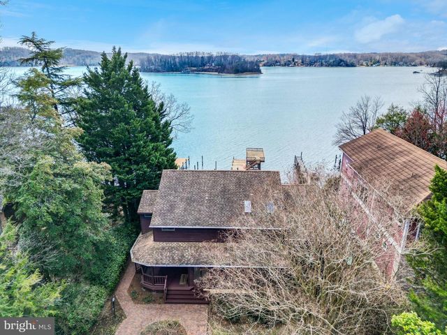 245 LONG POINT RD, Crownsville, MD 21032