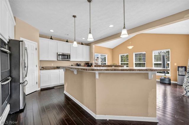 9087 Ichabod Drive, North Ridgeville, OH 44039