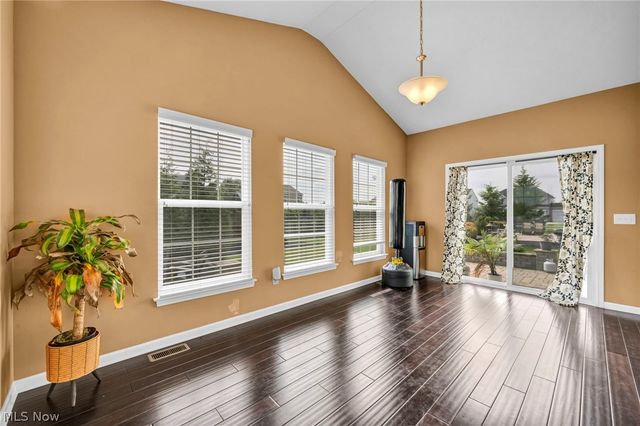 9087 Ichabod Drive, North Ridgeville, OH 44039